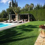 Jardi amb piscina